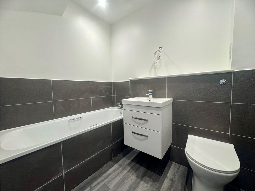 Property photo 3 of 6 Picture No. 03