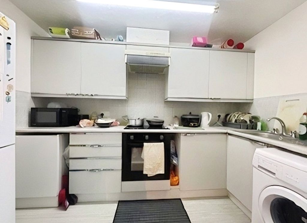 Property photo 3 of 7 Picture No. 17