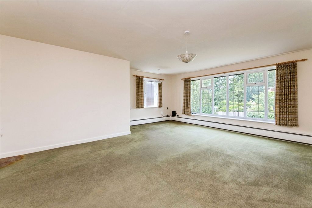 Property photo 3 of 16 Picture No. 09