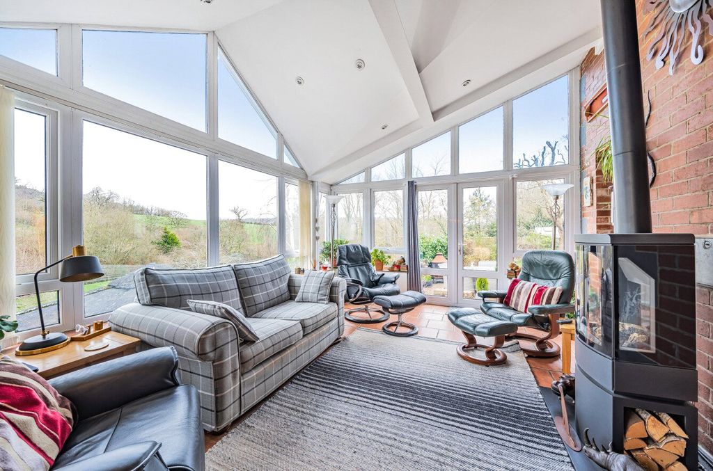 Property photo 3 of 21 Picture No. 26