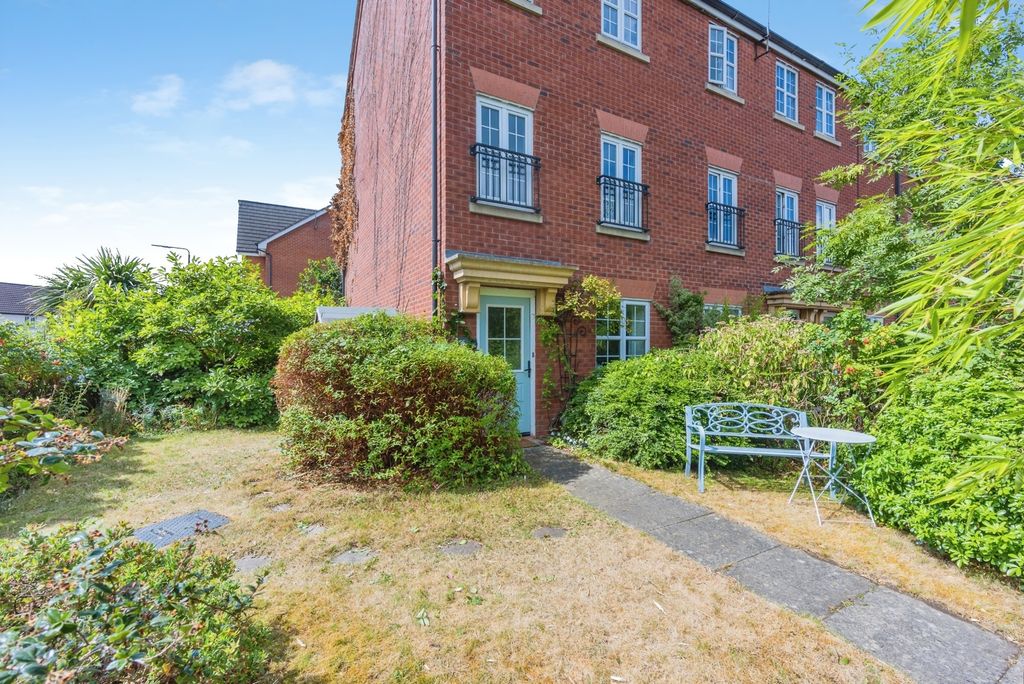 Property photo 1 of 24 Pbox-Img.Jpg