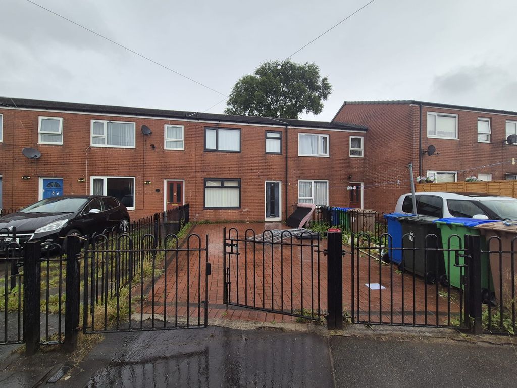 Property photo 1 of 1