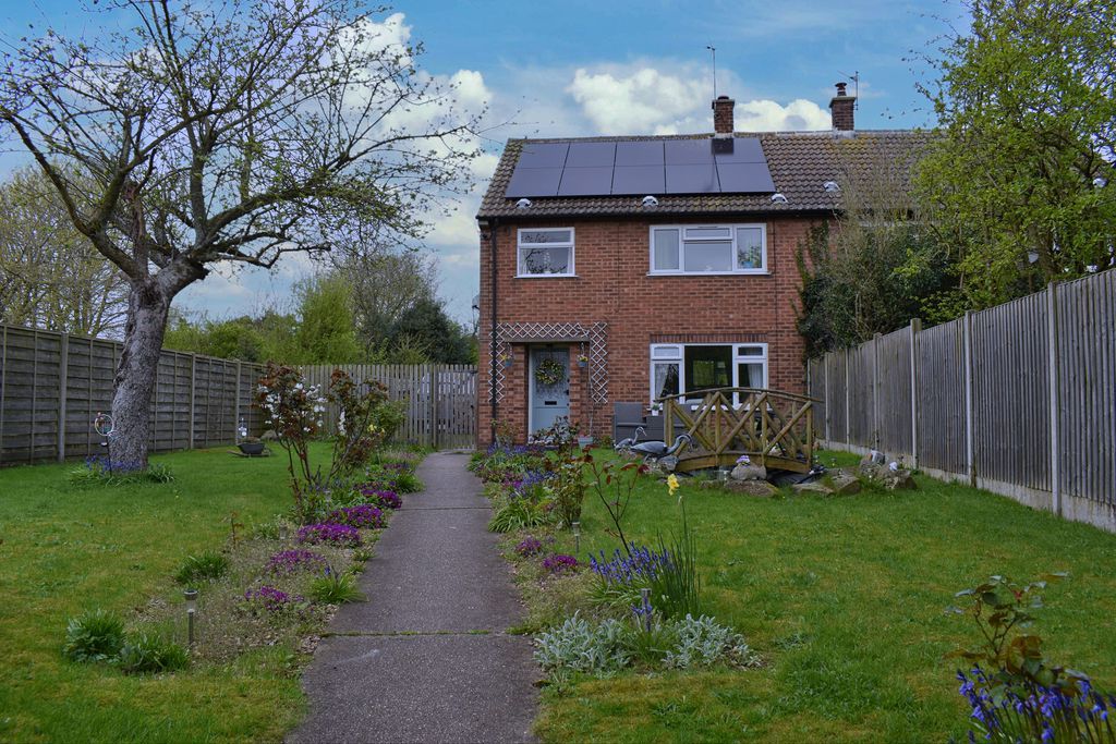 Property photo 1 of 13 Photo 17