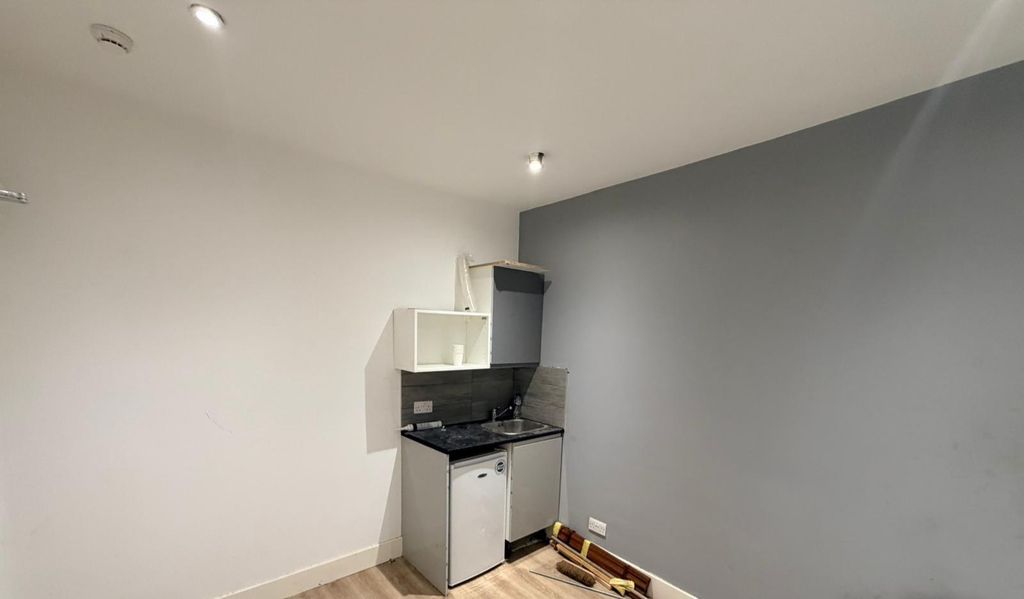 Property photo 1 of 3 Thorpe Rd Flat 4 Se London l.Jpeg