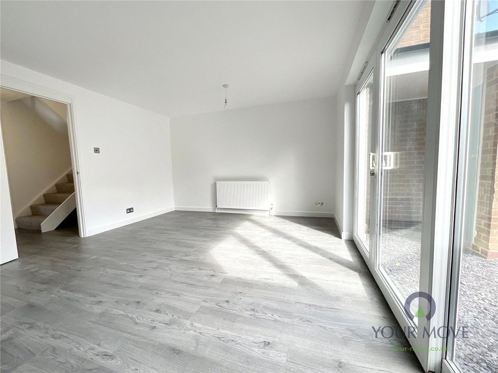 Property photo 3 of 13 Picture No. 06