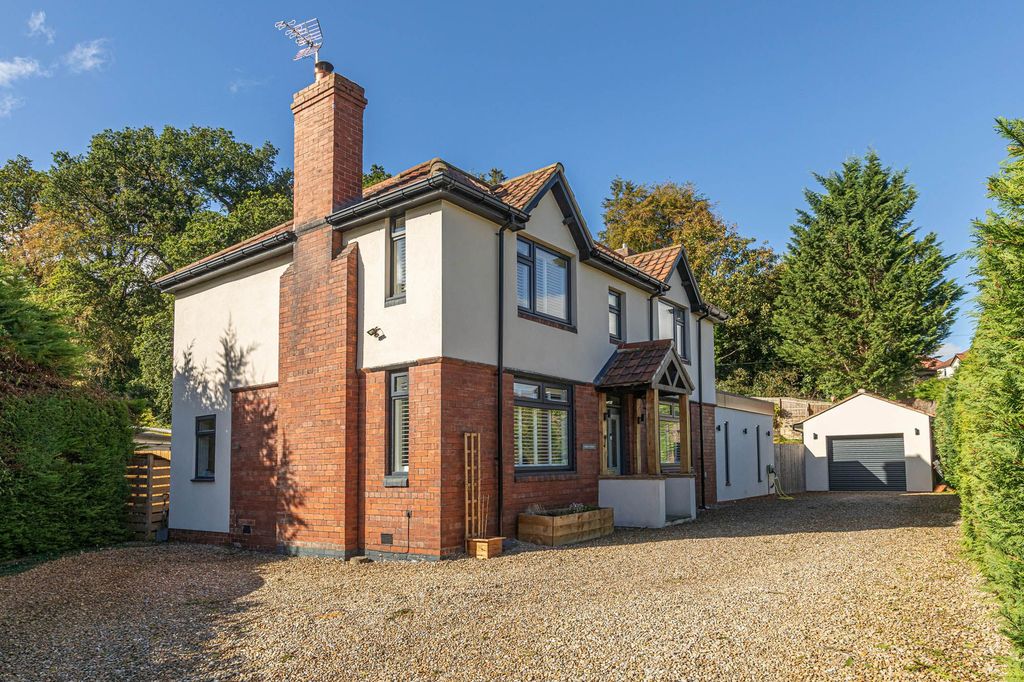 Property photo 1 of 24