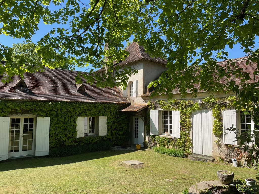 Property photo 3 of 27