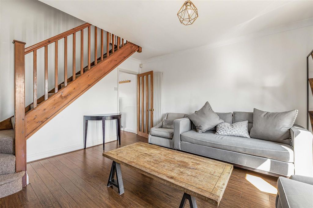 Property photo 3 of 10 Living Room