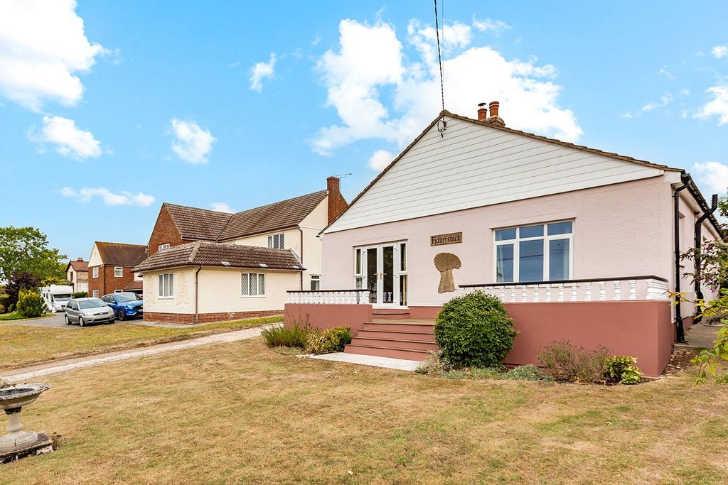 Property photo 1 of 19 Picture No. 49