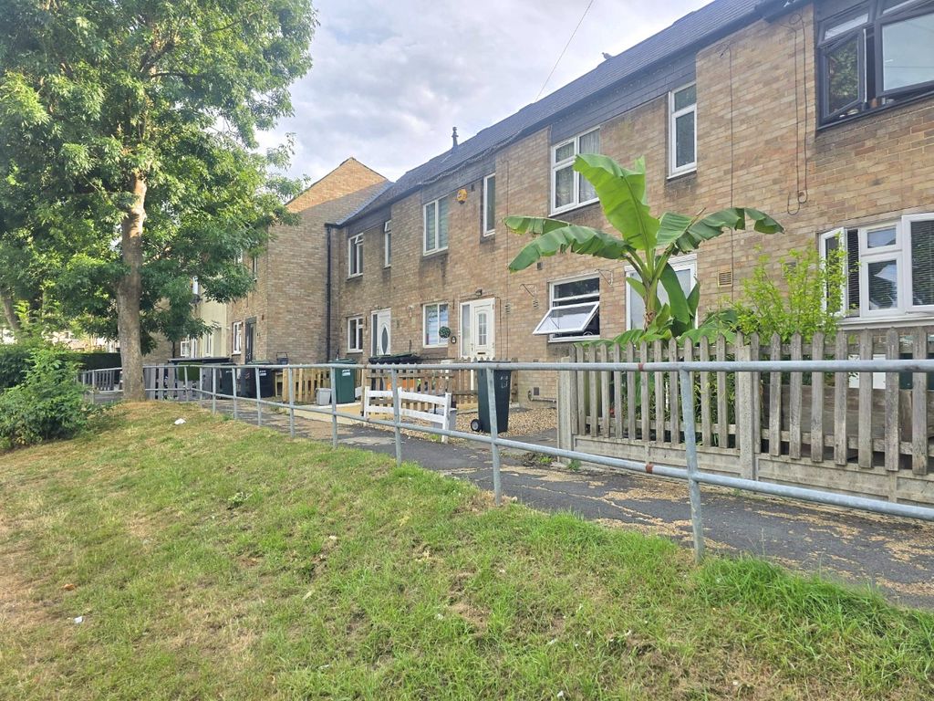 Property photo 1 of 14 4370360