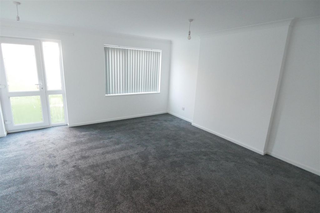 Property photo 2 of 8 15.01.26 (2).Jpg