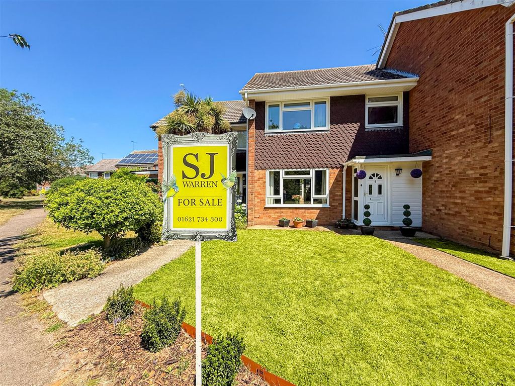 Property photo 1 of 21 Front