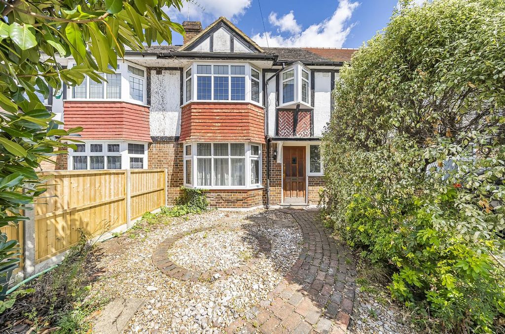 Property photo 1 of 16