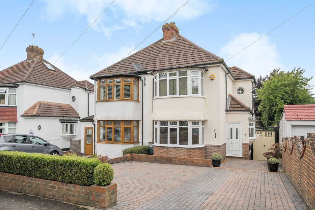 Property photo 1 of 19 Picture No. 02