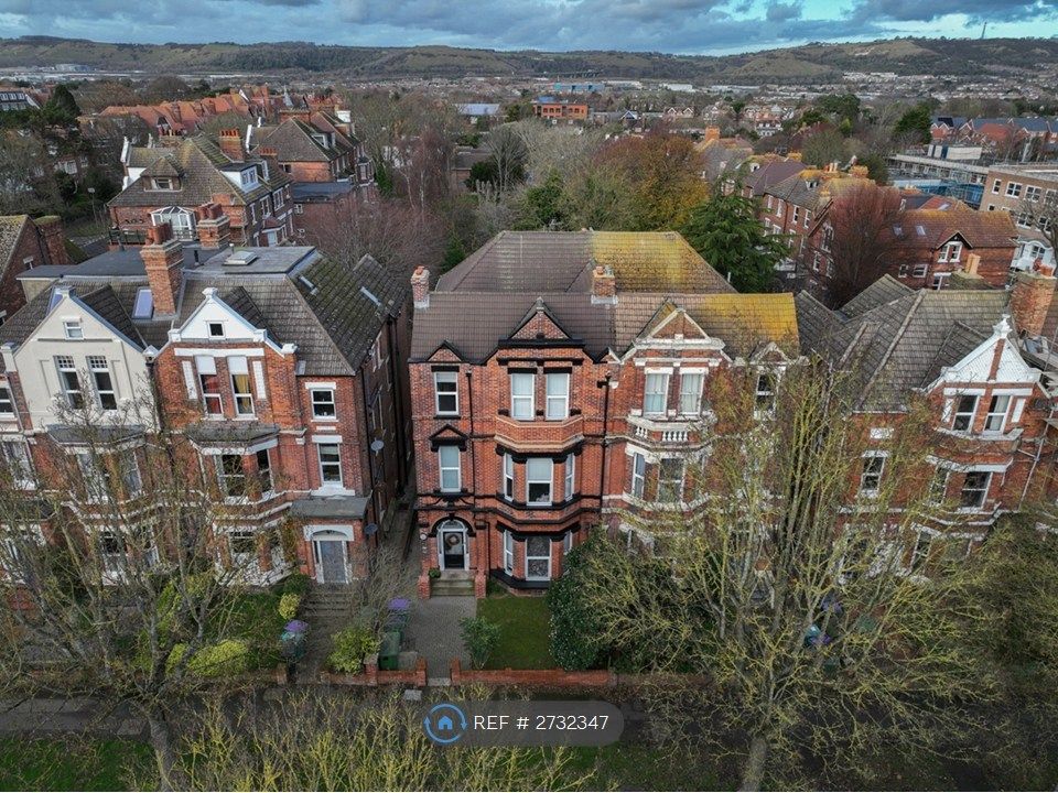 Property photo 3 of 14