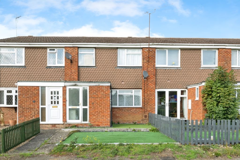 Property photo 1 of 17