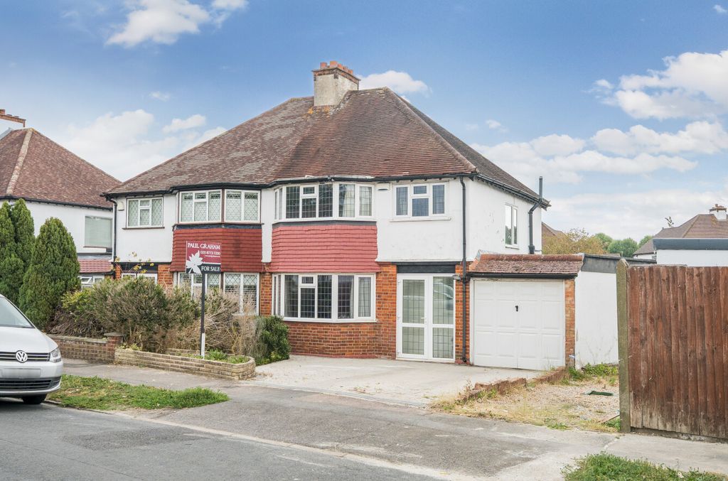 Property photo 1 of 22 1333982-2-68Ad886Eac776