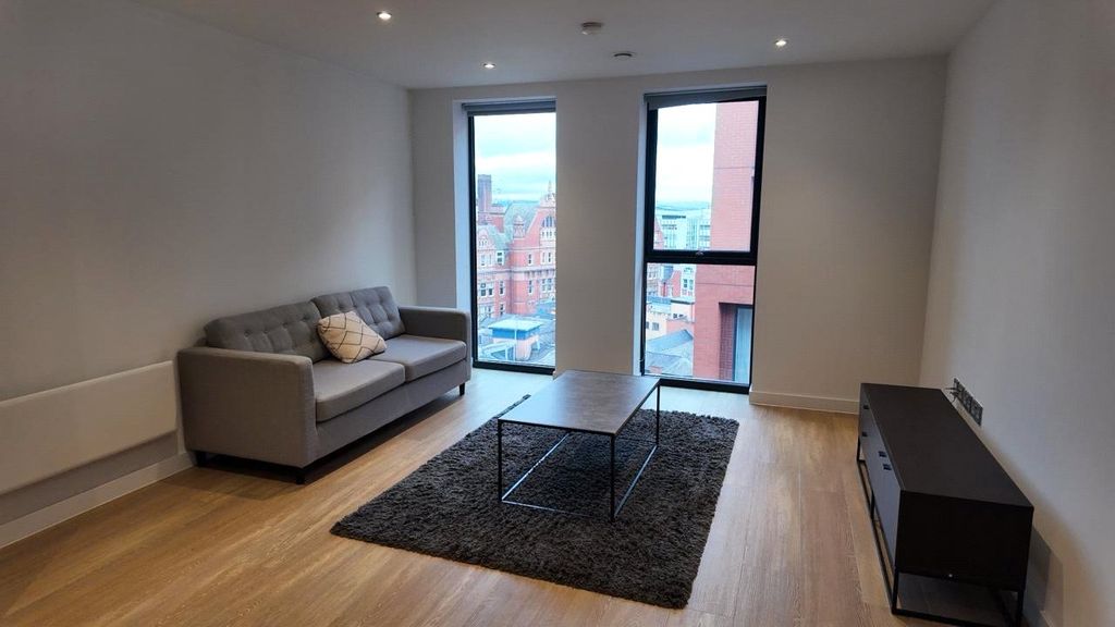 Property photo 3 of 15 Picture 3