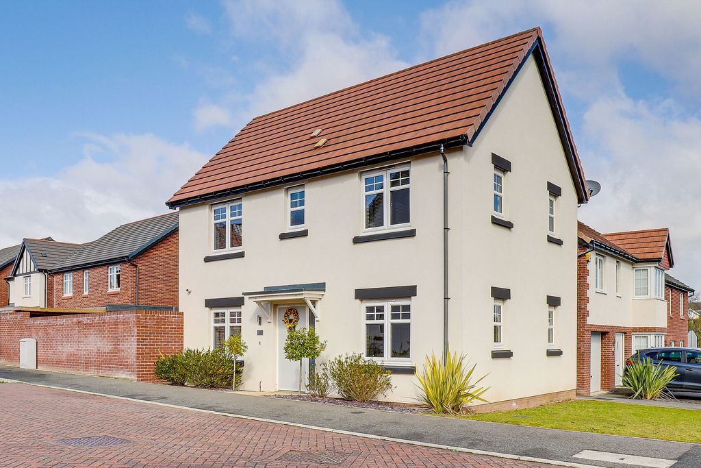 Property photo 1 of 29