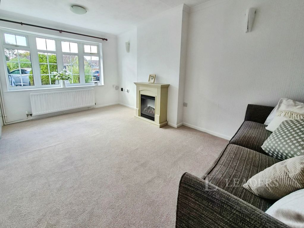 Property photo 2 of 10 Pbox-Img.Jpg