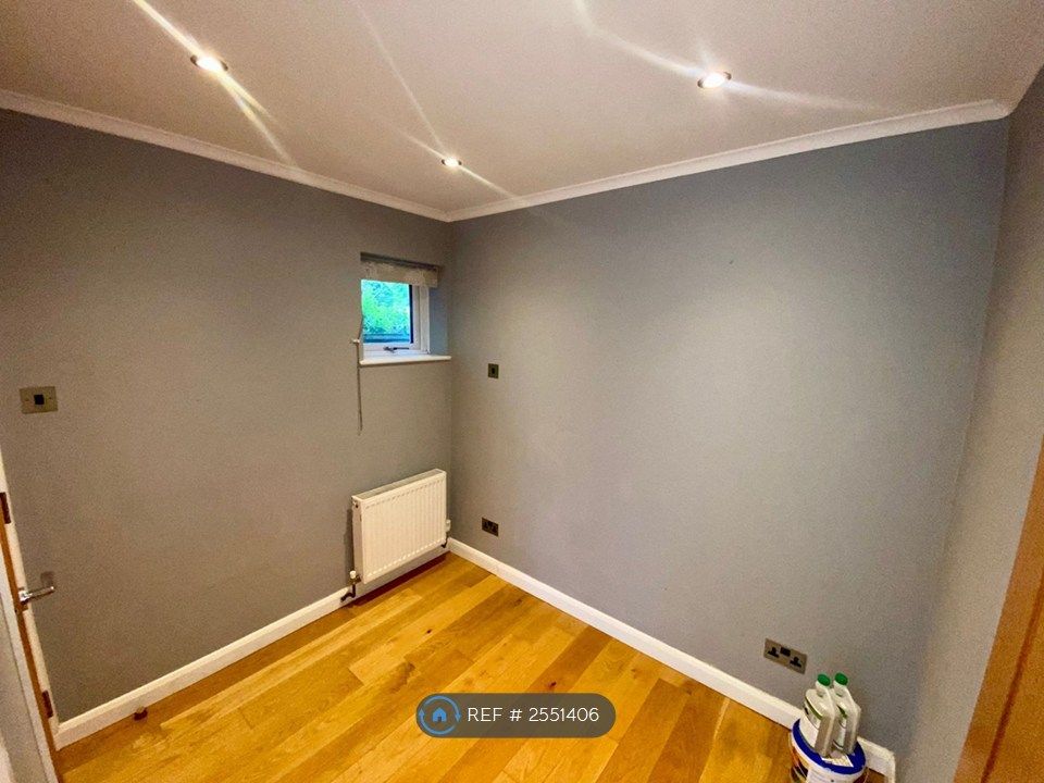 Property photo 3 of 13 Ground Floor Office