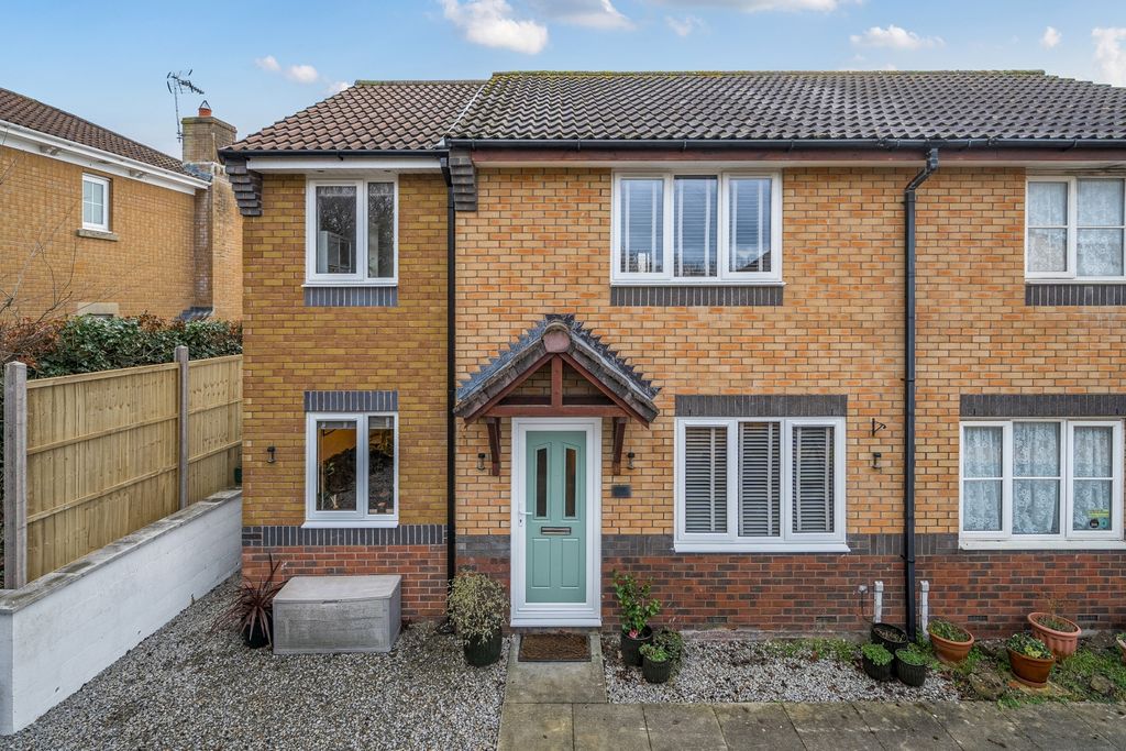 Property photo 1 of 21 1389439-2-695d24B895212