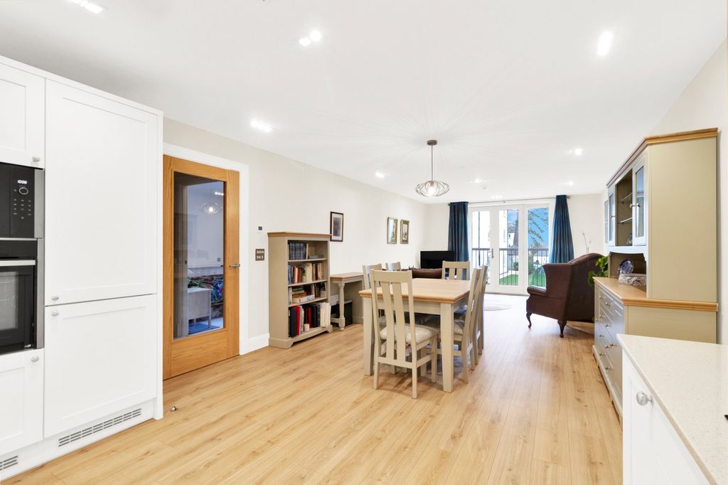 Property photo 3 of 15 Picture No. 07