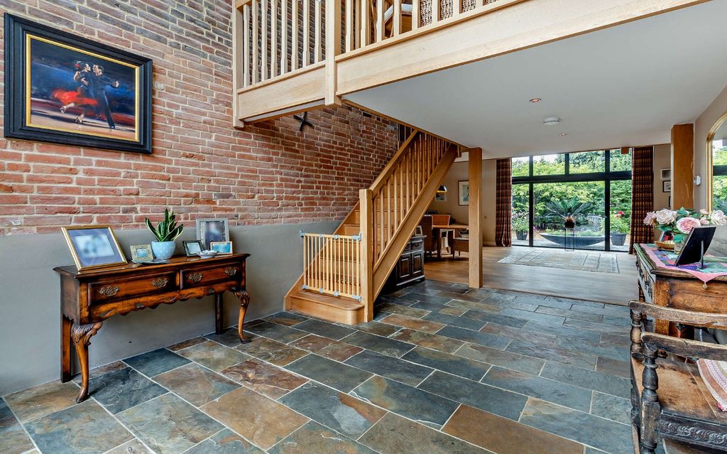 Property photo 2 of 35 Hall