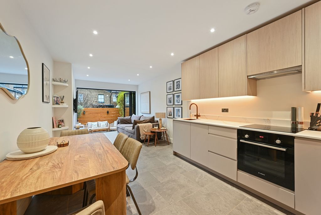 Property photo 1 of 15 Photo 1