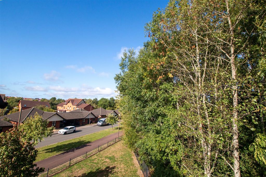 Property photo 3 of 17 83Portis_17.Jpg