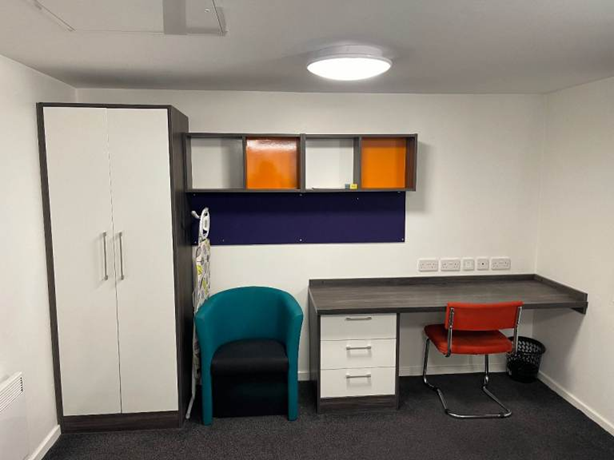 Property photo 2 of 11