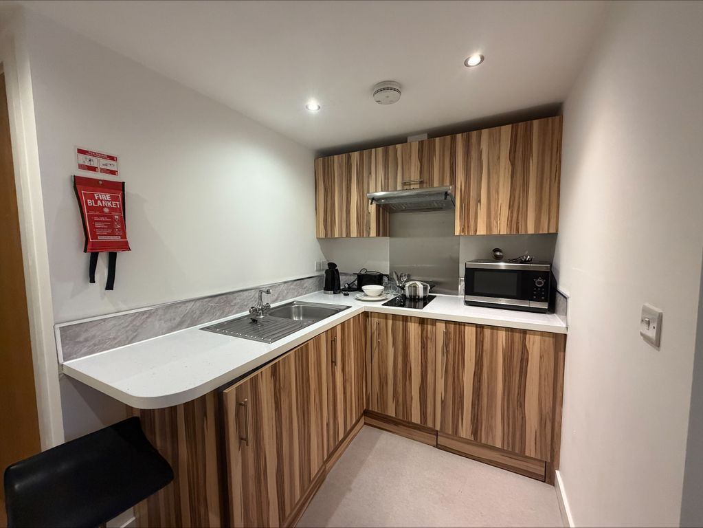 Property photo 3 of 6 Bedroom 1