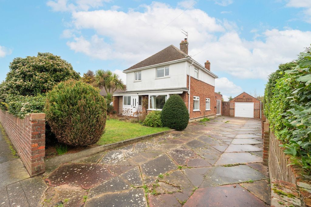 Property photo 1 of 25