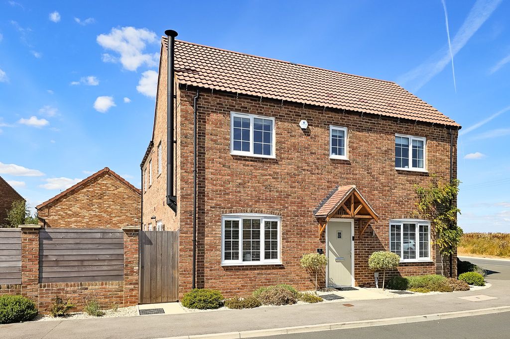 Property photo 1 of 22