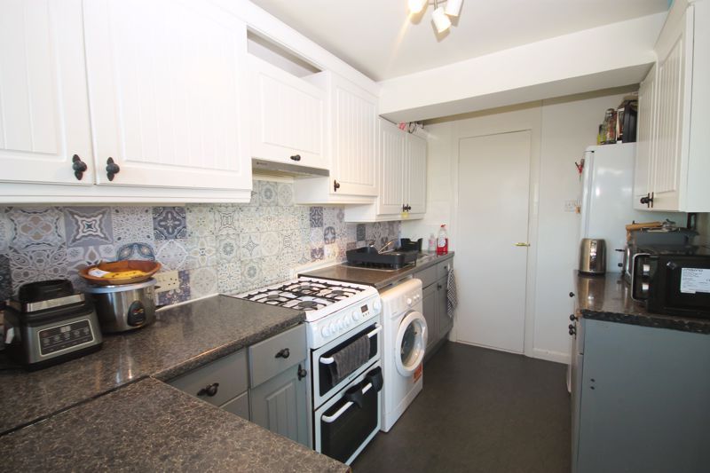 Property photo 2 of 11 Photo 8