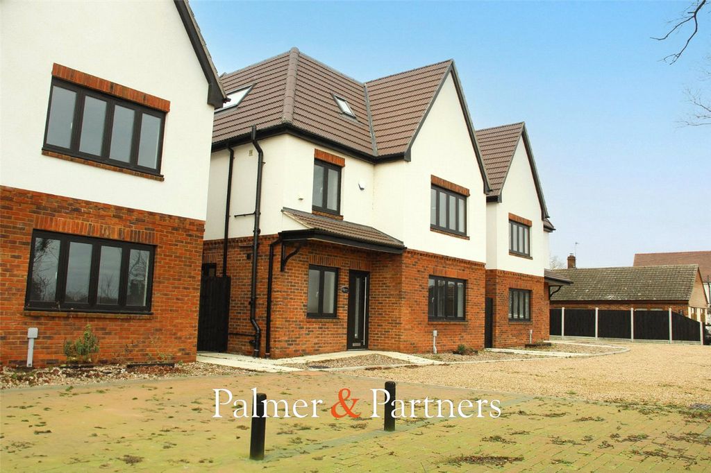 Property photo 1 of 22 Picture No. 28