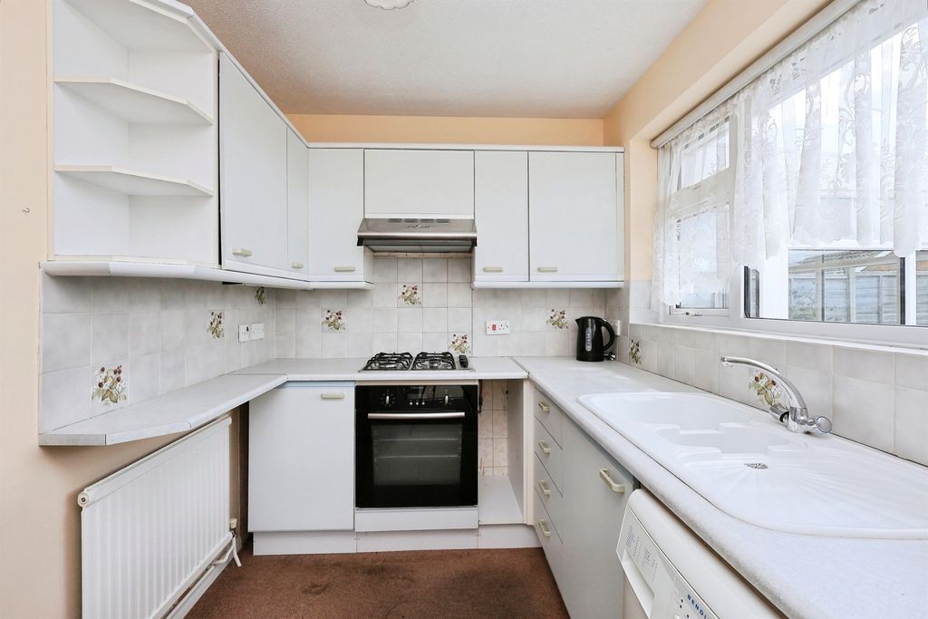 Property photo 2 of 15