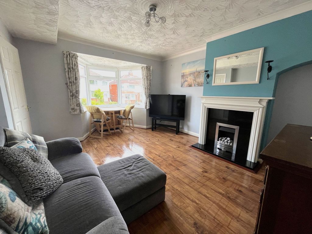 Property photo 2 of 22