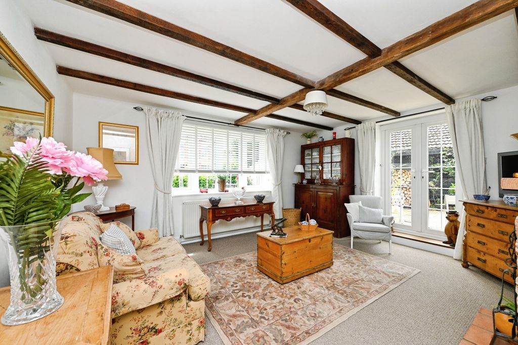 Property photo 3 of 26 Pbox-Img.Jpg