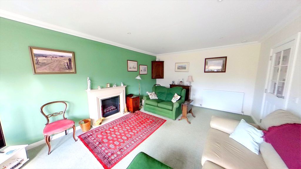 Property photo 2 of 35