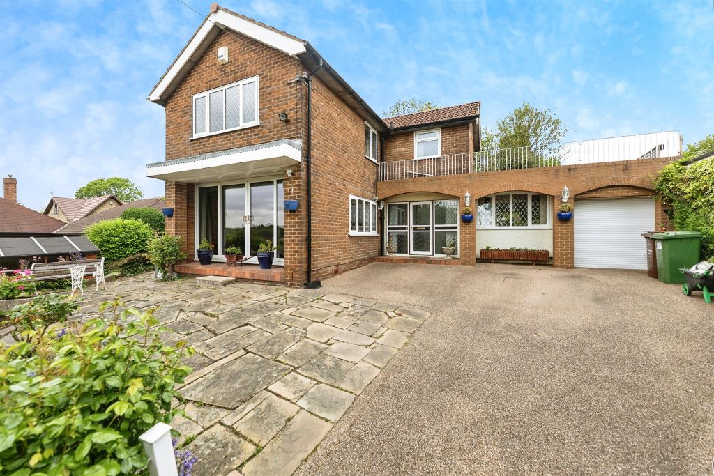 Property photo 1 of 18
