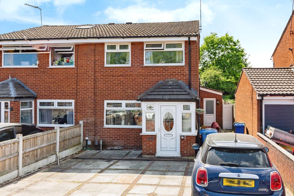 Property photo 1 of 15