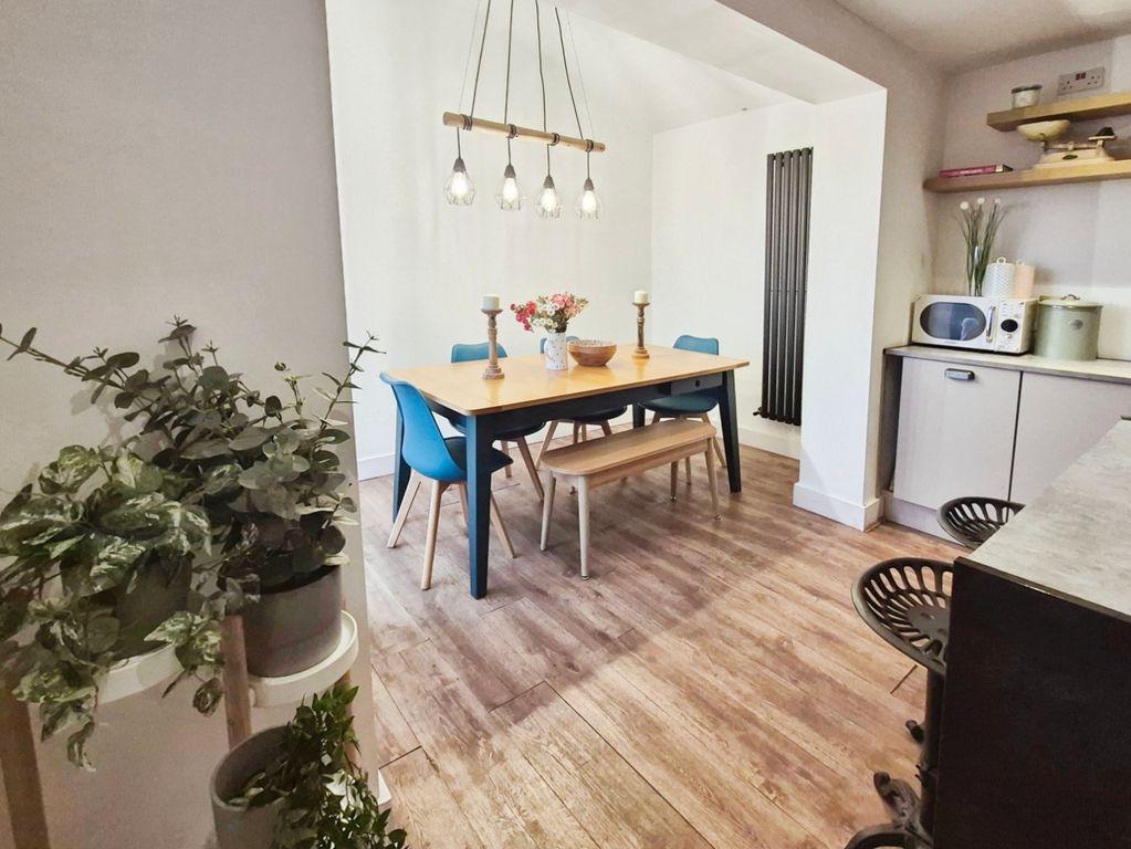 Property photo 3 of 49 Dining Area