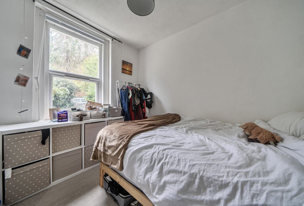 Property photo 3 of 12 Bedroom