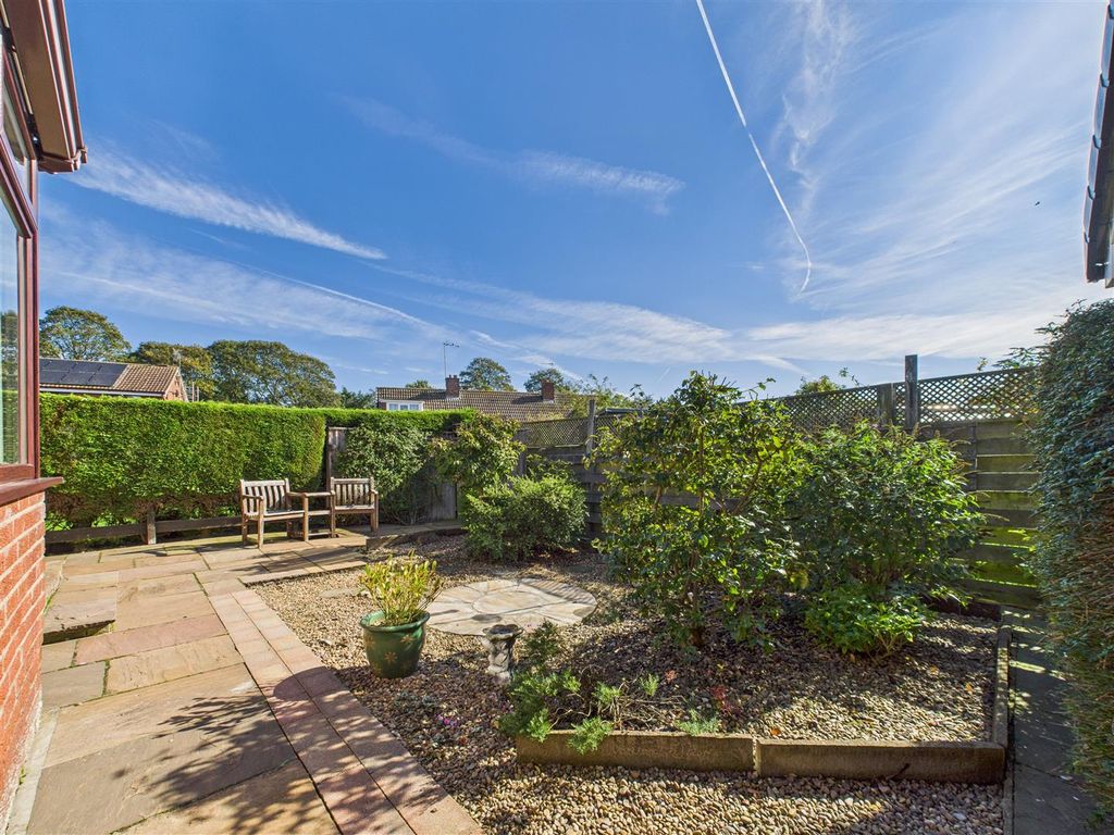 Property photo 2 of 14 Cam03303G0-Pr0222-Still019.Jpg