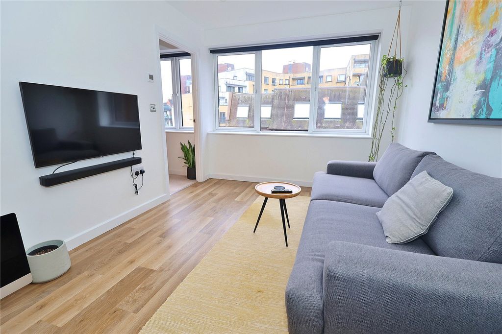 Property photo 2 of 10 Picture No. 09