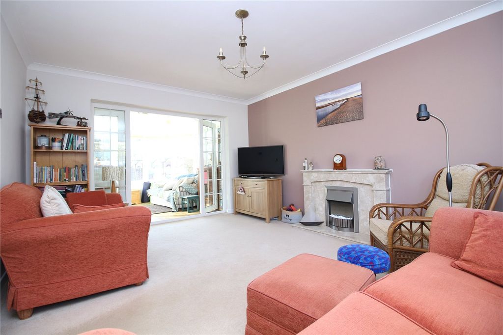 Property photo 2 of 14 Picture No. 46