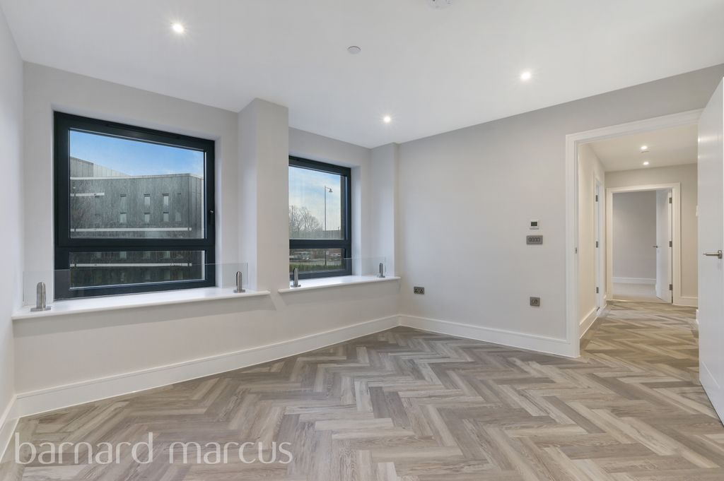 Property photo 3 of 8 Living Room