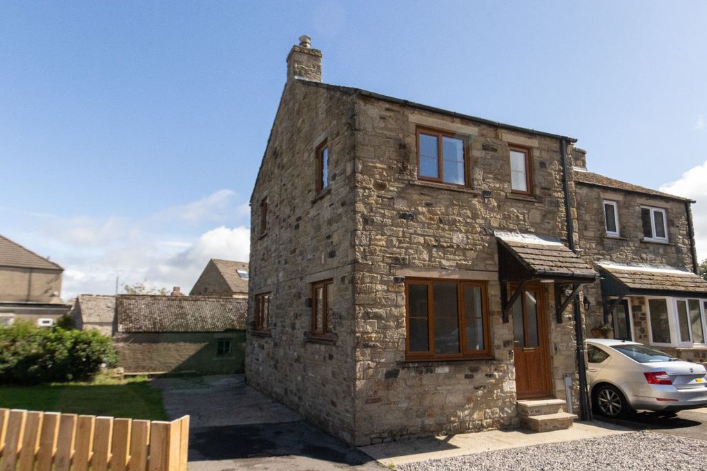 Property photo 1 of 7 5525970