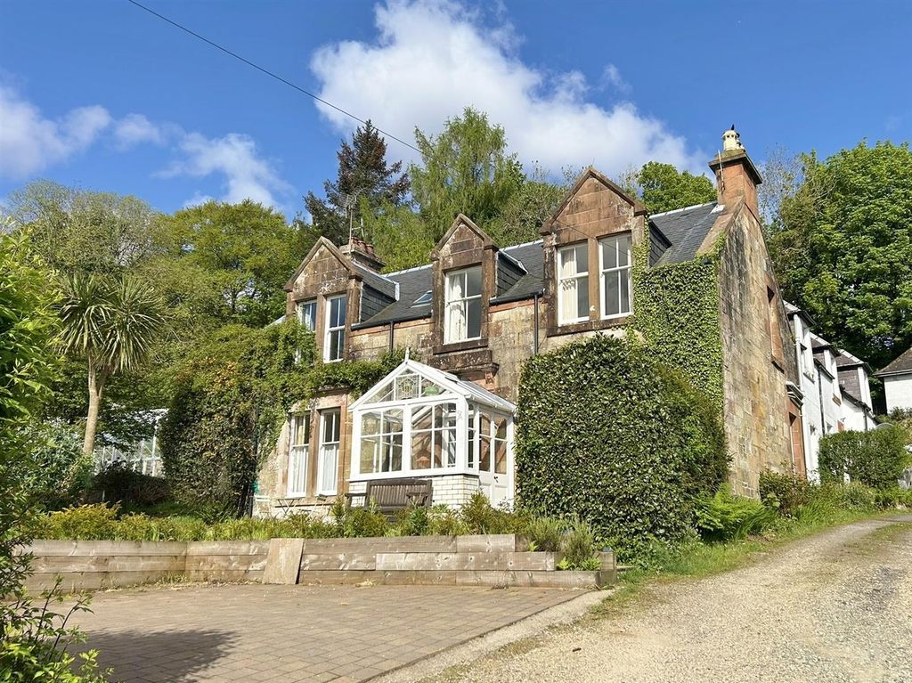 Property photo 2 of 44 Claveron